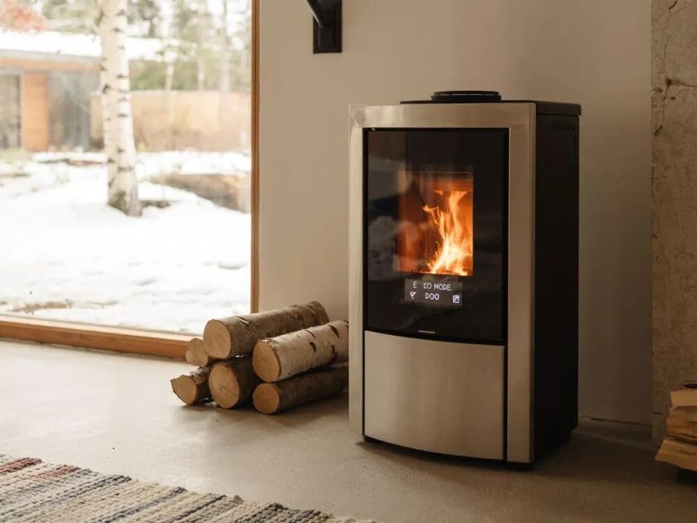 Jaka temperatura na piecu na ekogroszek, by uniknąć kosztownych błędów?