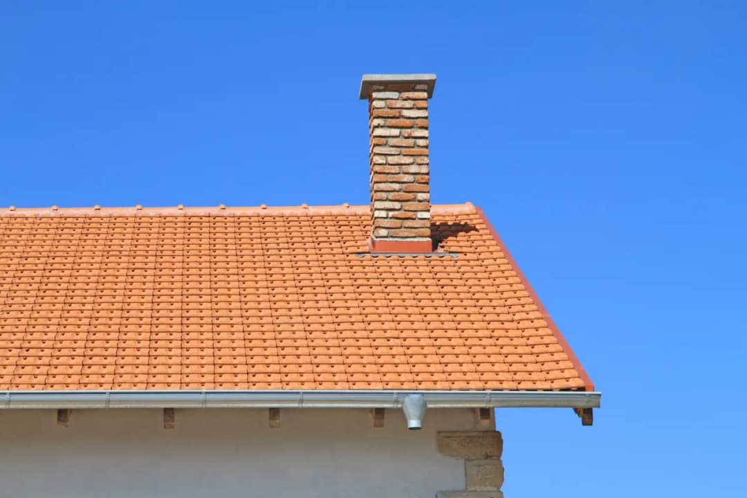 Ile kosztuje obróbka komina? Sprawdź ceny i uniknij wysokich kosztów